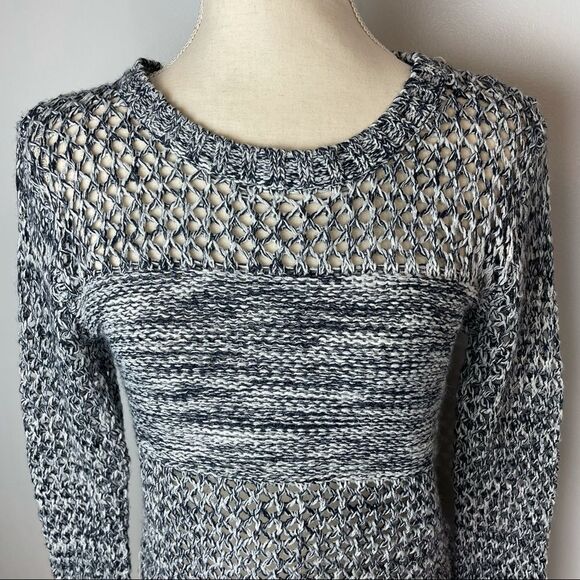 Blue & White Glitter Loose Knitted Pullover Crew Neck Long Sleeve Sweater size S - Picture 4 of 12